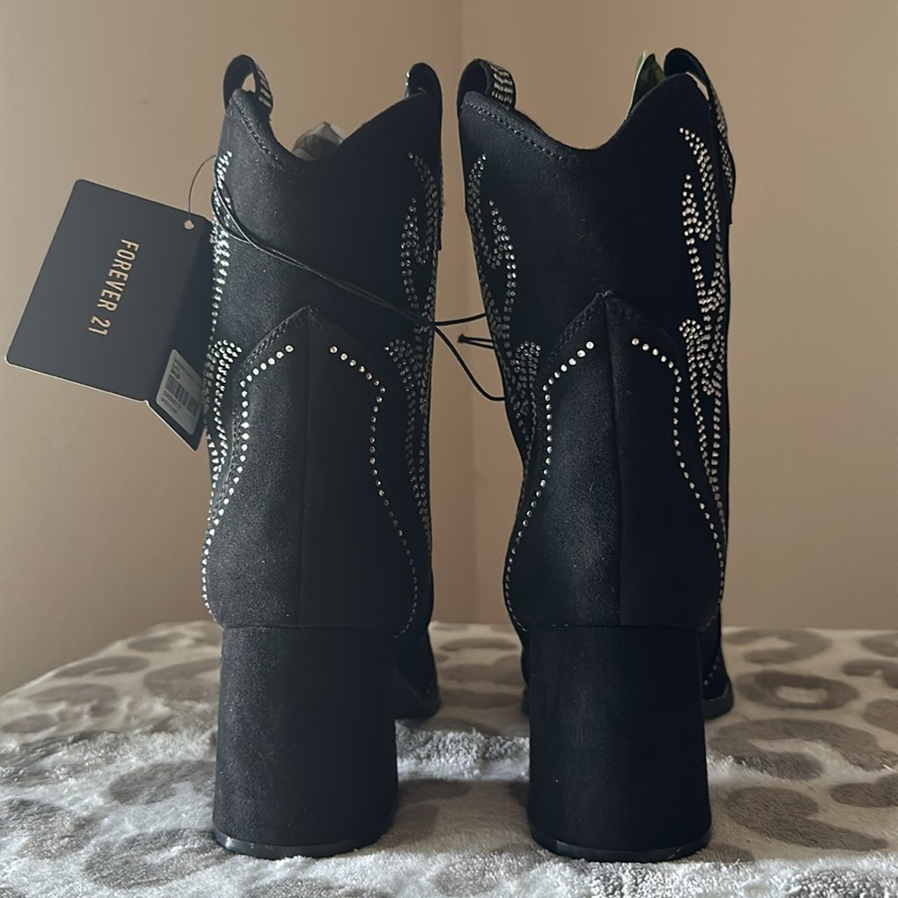 Cowgirl Style Rhinestone Booties - Picture 5 of 6